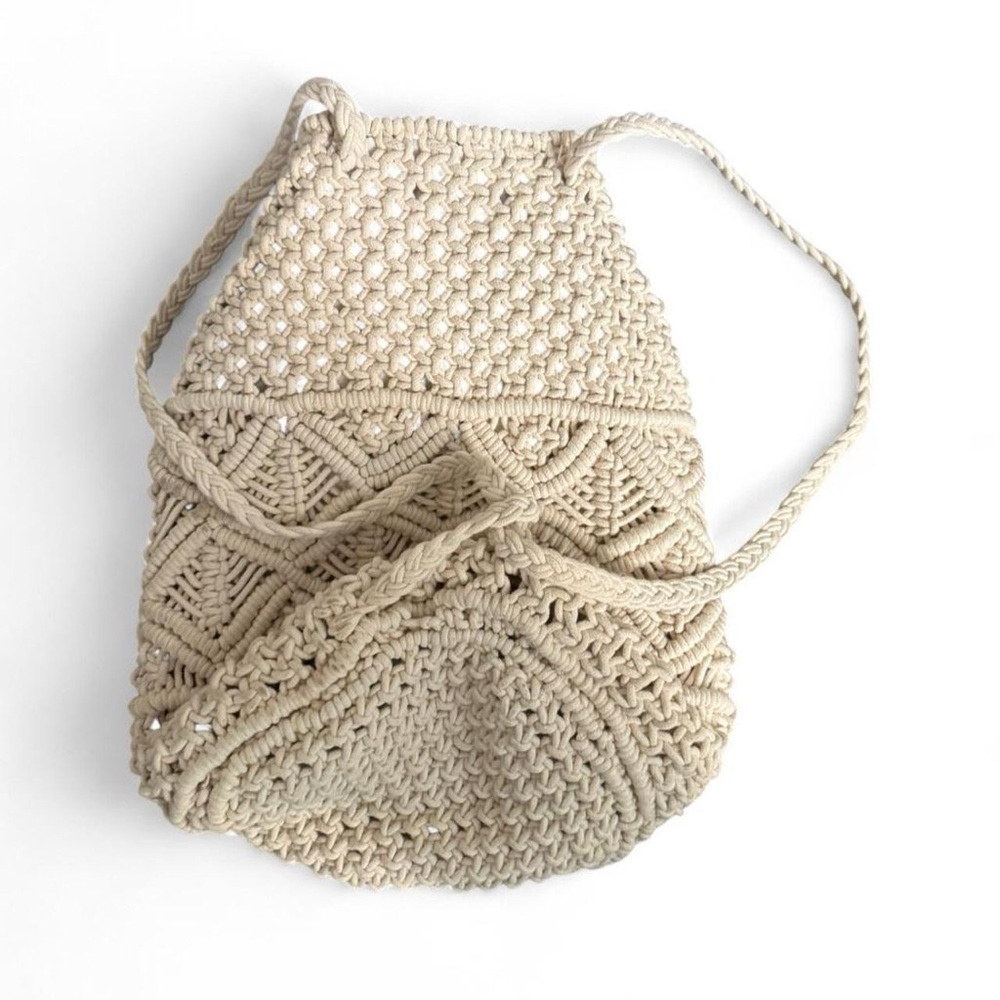 🆕 Urban Outfitters Macrame Knit Woven Off White Bag Backpack NWT - Picture 2 of 4